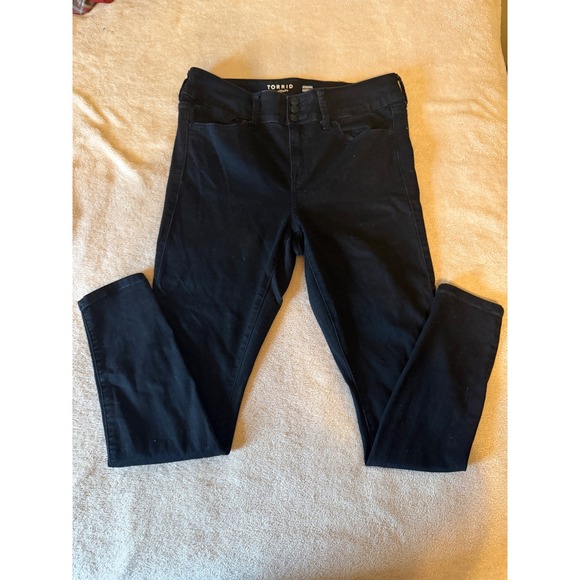 torrid Denim - Torrid Super Soft Black Jegging High Rise Triple Button Fly Skinny Jeans 12R